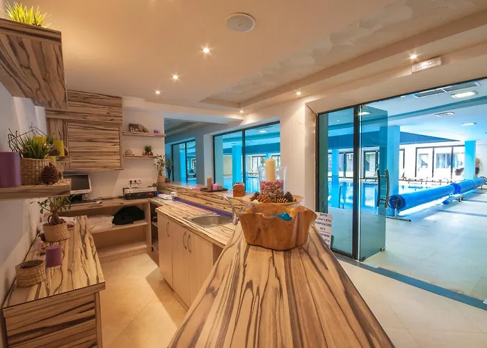 Saint George Palace Deluxe Collection Hotel